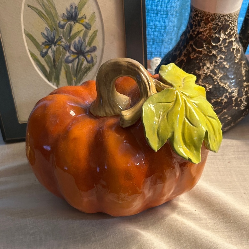 Ceramic Pumpkin Decor with Leaf Accent